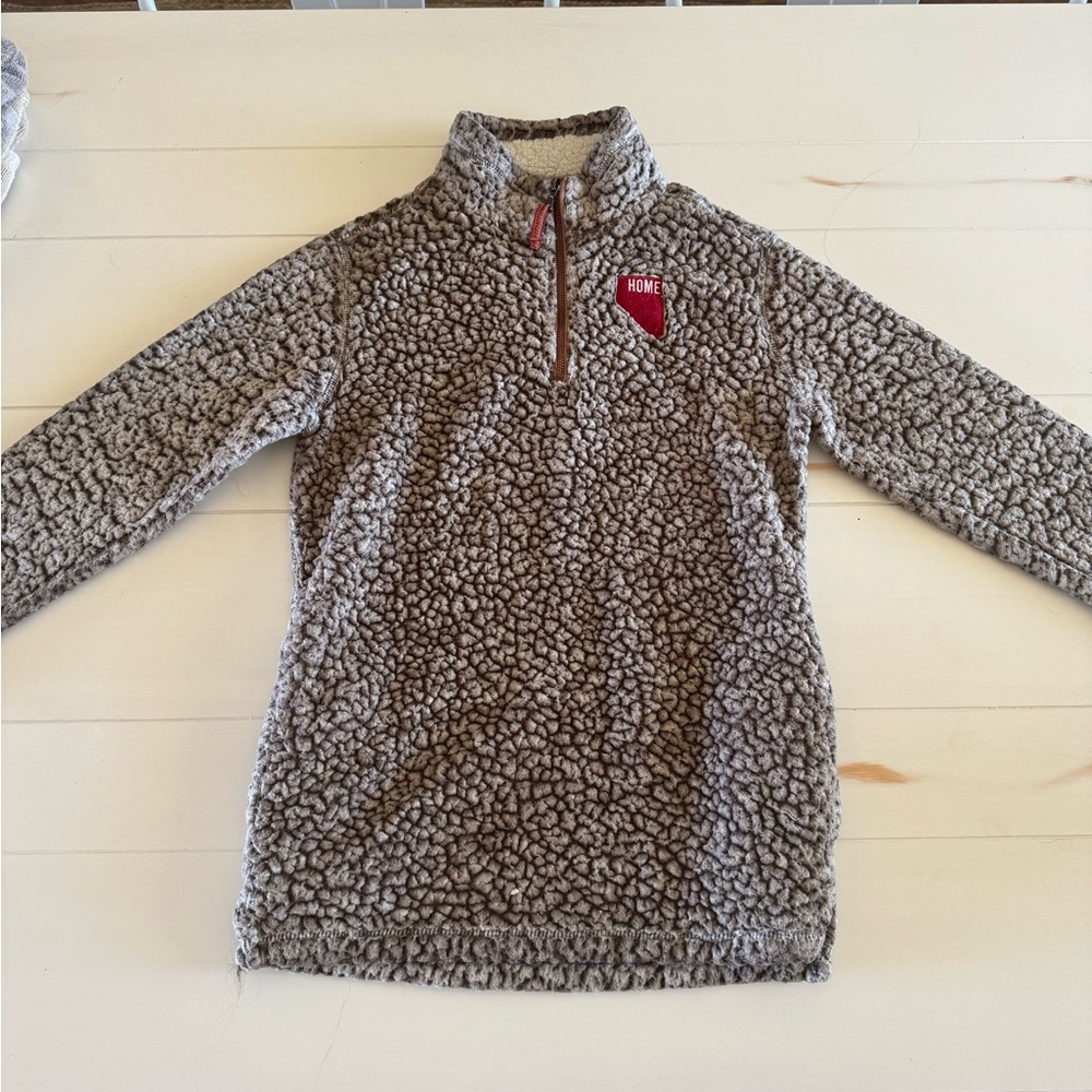 Gray Crew Neck Sweater with Cozy Texture